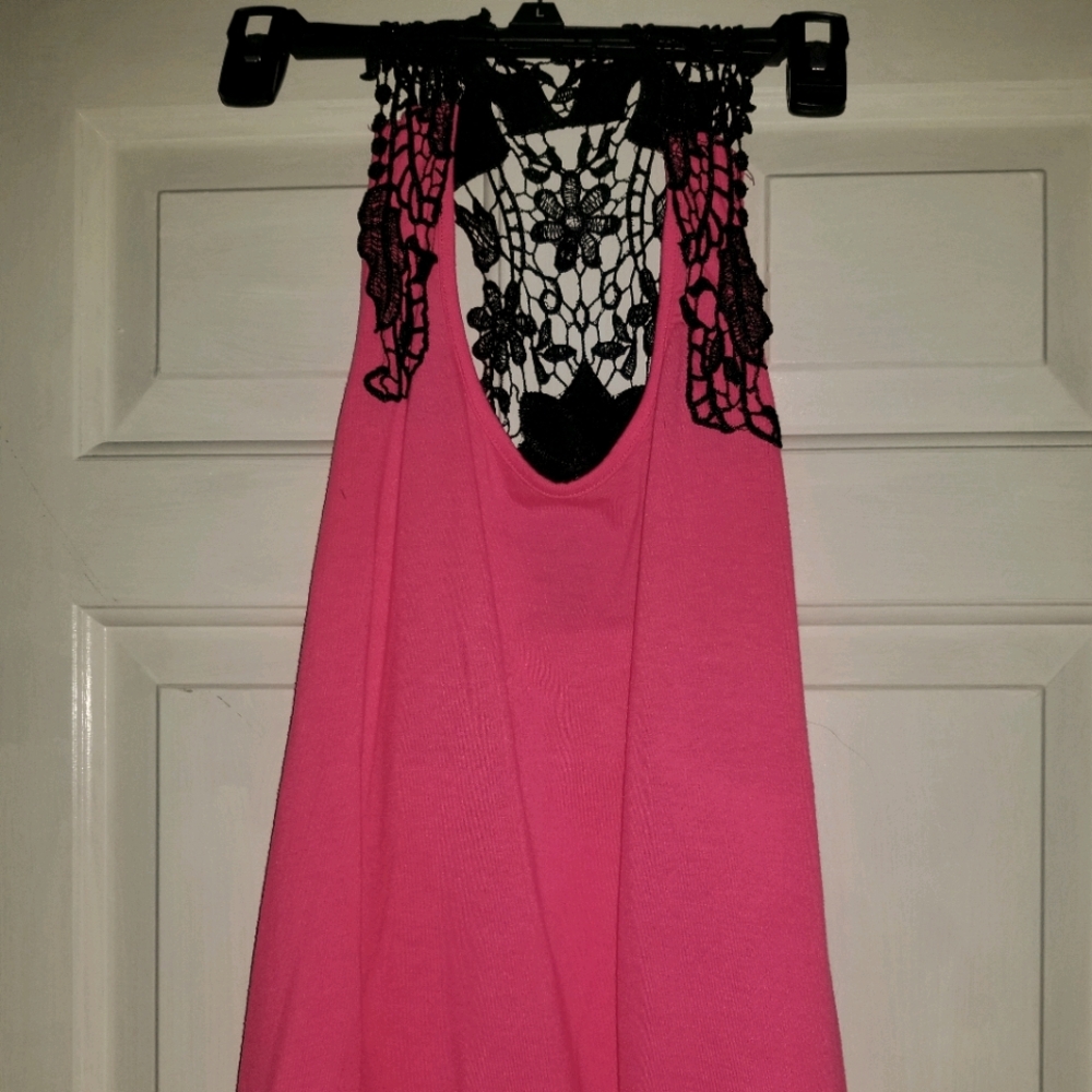 Pink tank top